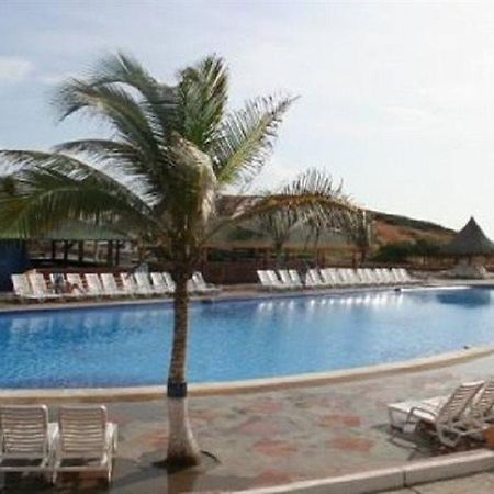 Portofino Complex Hotel Playa El Agua ภายนอก รูปภาพ